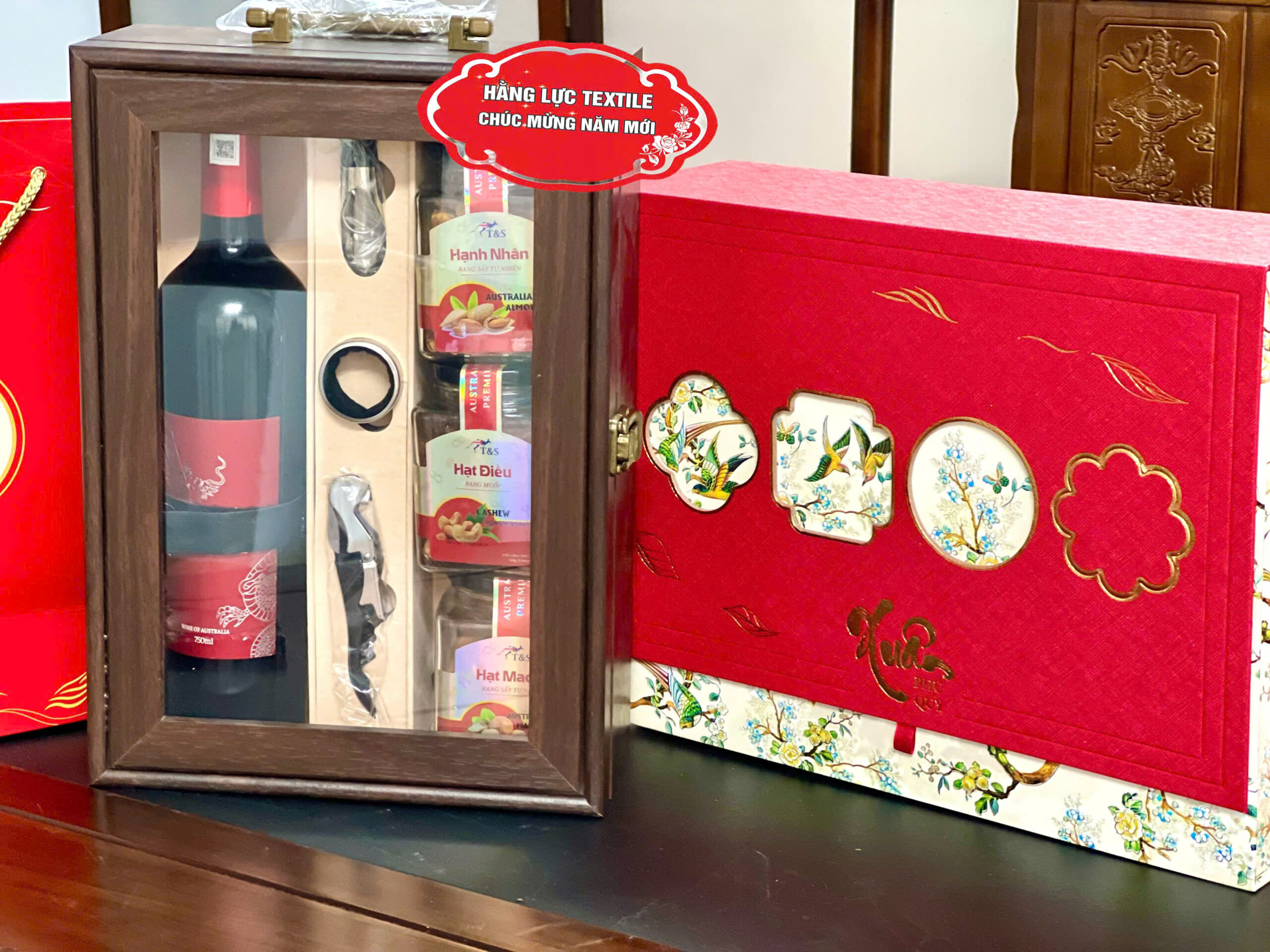 Món quà cảm ơn của Hằng Lực Textile
