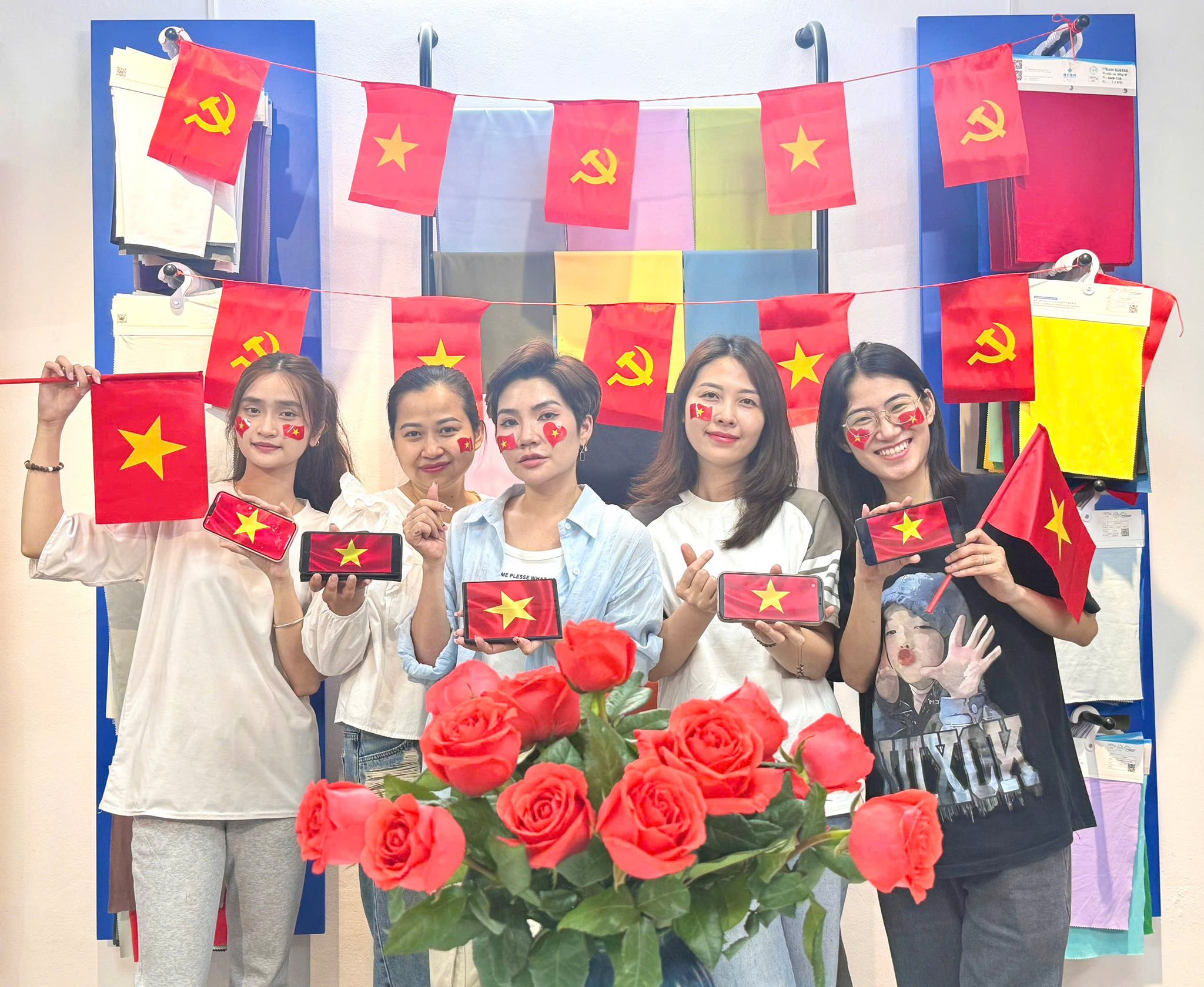 Kỷ niệm thống nhất đất nước cùng Hằng Lực Textile